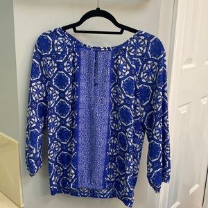 Business/dressy casual blouse